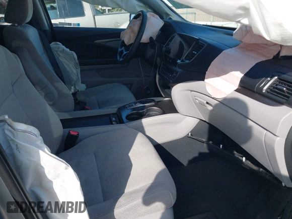 2021 Honda Pilot EX with VIN 5FNYF5H37MB014384, listed as a IAAI auction lot 42412500 with 36,934 mi miles and . Bid and sale history available at DreamBid. Image 5.