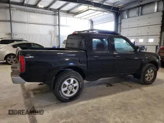 2003 Nissan Frontier SVE with VIN 1N6MD27Y83C412552, listed as a Copart auction lot 82394664 with 204,368 mi miles and Clean title. Bid and sale history available at DreamBid. Image 3.