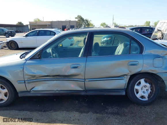 2000 Honda Civic EX with VIN 2HGEJ8643YH583698, listed as a IAAI auction lot 42000622 with 237,379 mi miles. Bid and sale history available at carsss.com. Image 6.