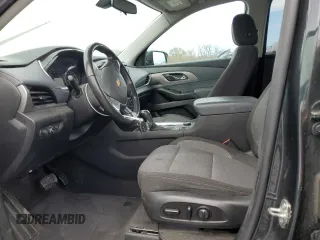 2020 Chevrolet Traverse LT Cloth z VIN 1GNERGKWXLJ175710, wystawiony jako Copart lot #50369775 z przebiegiem 92 426 mil mil oraz Szkoda całkowita • Salvage title. Historia ofert i sprzedaży dostępna na DreamBid. Obrazek 7.