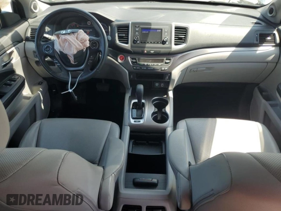 2019 Honda Ridgeline RTL z VIN 5FPYK3F51KB026815, wystawiony jako Copart lot #57306165 z przebiegiem 47 405 mil mil oraz Szkoda całkowita • Salvage title. Historia ofert i sprzedaży dostępna na DreamBid. Obrazek 8.