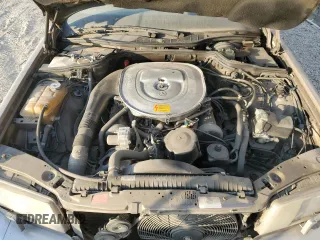 1989 Mercedes-Benz 420 with VIN WDBCA35E0KA476762, listed as a Copart auction lot 82221624 with 135,538 mi miles and Clean Title. Bid and sale history available at carsss.com. Image 11.