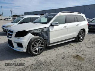 2015 Mercedes-Benz GL-Class GL 63 AMG with VIN 4JGDF7EE2FA591038, listed as a Copart auction lot 89066395 with 109,833 mi miles and Salvage Title. Bid and sale history available at carsss.com. Image 1.
