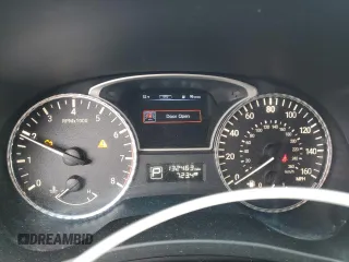 2015 Infiniti QX60 with VIN 5N1AL0MM6FC505925, listed as a Copart auction lot 52889765 with 132,463 mi miles and Non repairable. Bid and sale history available at DreamBid. Image 9.
