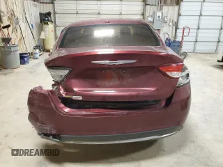 2015 Chrysler 200 Limited z VIN 1C3CCCABXFN670791, wystawiony jako Copart lot #55678725 z przebiegiem 148 988 mil mil oraz Szkody całkowita. Historia ofert i sprzedaży dostępna na DreamBid. Obrazek 6.