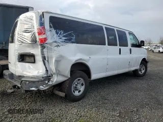 2018 Chevrolet Express Passenger LT with VIN 1GAZGPFG3J1245055, listed as a Copart auction lot 87807965 with 106,634 mi miles and Salvage title. Bid and sale history available at DreamBid. Image 3.