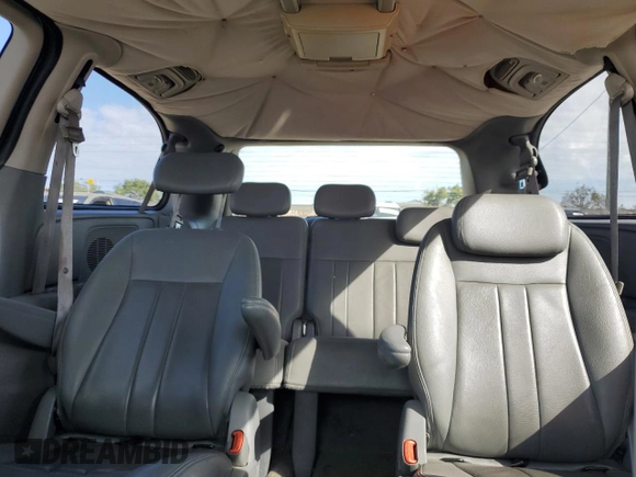 2006 Chrysler Town & Country LWB Touring with VIN 2A4GP54L36R647934, listed as a Copart auction lot 42518635 with 176,609 mi miles and Salvage Title. Bid and sale history available at carsss.com. Image 10.