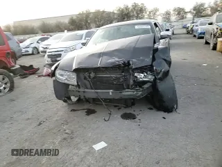 2008 Chrysler 300 C Hemi z VIN 2C3LA63H28H332015, wystawiony jako Copart lot #43583765 z przebiegiem 183 473 mil mil oraz Szkoda całkowita • Salvage title. Historia ofert i sprzedaży dostępna na DreamBid. Obrazek 10.