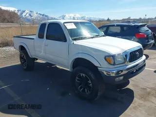 2004 Toyota Tacoma z VIN 5TEWN72N44Z415731, wystawiony jako IAAI lot #41741227 z przebiegiem 98 905 mil mil oraz . Historia ofert i sprzedaży dostępna na DreamBid. Obrazek 1.