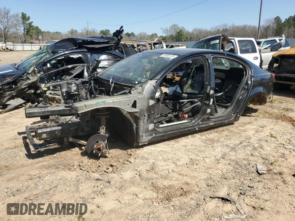 2014 Chevrolet SS z VIN 6G3F15RW8EL967508, wystawiony jako Copart lot #49086105 z przebiegiem Nie podano mil oraz Nie do naprawy • Non repairable. Historia ofert i sprzedaży dostępna na DreamBid. Obrazek 1.