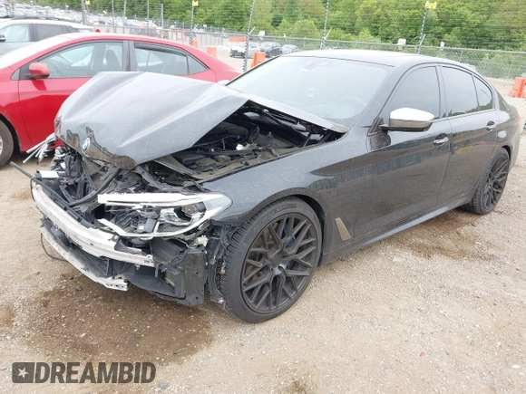 2018 BMW 5 Series M550i xDrive с VIN WBAJB9C53JB286746, выставлен на аукционе IAAI как лот 42303002 с пробегом 81 039 миль миль и . История ставок и продаж доступна на DreamBid. Изображение 20.