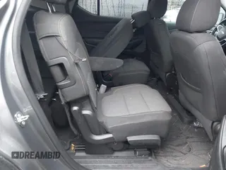 2019 Chevrolet Traverse LT Cloth with VIN 1GNEVGKW9KJ106775, listed as a IAAI auction lot 41223117 with 61,283 mi miles. Bid and sale history available at carsss.com. Image 8.