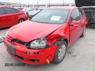 2007 Volkswagen Rabbit with VIN WVWBR71KX7W227601, listed as a IAAI auction lot 41503246 with 147,408 mi miles. Bid and sale history available at carsss.com. Image 2.