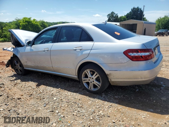 2010 Mercedes-Benz E 350 Luxury с VIN WDDHF5GB6AA205765, выставлен на аукционе Copart как лот 56572625 с пробегом Не указан миль и Списание • Salvage title. История ставок и продаж доступна на DreamBid. Изображение 2.