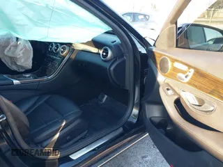 2019 Mercedes-Benz C 300 with VIN 55SWF8EB1KU305740, listed as a IAAI auction lot 41288686 with 101,908 mi miles and . Bid and sale history available at carsss.com. Image 5.