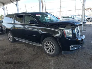 2016 GMC Yukon XL SLE with VIN 1GKS1FKC2GR147222, listed as a IAAI auction lot 41390201 with 86,385 mi miles. Bid and sale history available at carsss.com. Image 1.