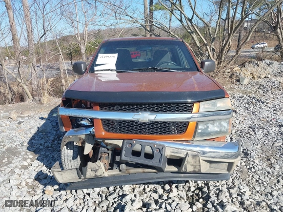 2005 Chevrolet Colorado LS Z71 with VIN 1GCDT196358154331, listed as a IAAI auction lot 41499278 with 206,215 mi miles. Bid and sale history available at carsss.com. Image 12.