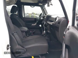 2014 Jeep Wrangler Unlimited Rubicon with VIN 1C4BJWFGXEL283929, listed as a IAAI auction lot 41812052 with 137,790 mi miles and . Bid and sale history available at DreamBid. Image 5.