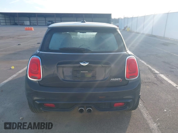 2018 MINI Hardtop Cooper S with VIN WMWXP7C56J2C62508, listed as a IAAI auction lot 41520234 with 49,097 mi miles and . Bid and sale history available at DreamBid. Image 16.