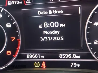 2017 Audi A4 Premium Plus z VIN WAUENAF40HN065921, wystawiony jako IAAI lot #41935818 z przebiegiem 89 661 mil mil oraz . Historia ofert i sprzedaży dostępna na DreamBid. Obrazek 15.