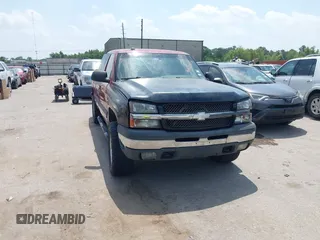 2005 Chevrolet Silverado 1500 LS z VIN 2GCEC19V651397064, wystawiony jako IAAI lot #42273528 z przebiegiem 237 098 mil mil oraz . Historia ofert i sprzedaży dostępna na DreamBid. Obrazek 1.