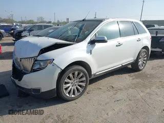 2013 Lincoln MKX with VIN 2LMDJ6JK0DBL02510, listed as a IAAI auction lot 41775660 with 137,755 mi miles. Bid and sale history available at carsss.com. Image 2.