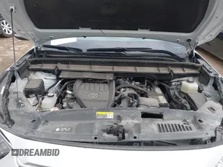 2024 Toyota Highlander LE z VIN 5TDKDRBH6RS536028, wystawiony jako IAAI lot #42186638 z przebiegiem 36 205 mil mil oraz . Historia ofert i sprzedaży dostępna na DreamBid. Obrazek 10.