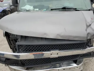 2006 GMC Savana Cargo Van with VIN 1GTHG35U761143039, listed as a Copart auction lot 80744424 with 0 mi miles and Salvage Title. Bid and sale history available at carsss.com. Image 13.