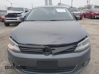 2014 Volkswagen Jetta TDI with VIN 3VWLL7AJ0EM389924, listed as a IAAI auction lot 41271290 with 241,452 mi miles and . Bid and sale history available at DreamBid. Image 6.