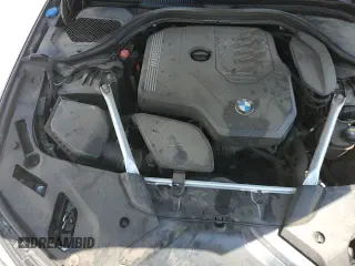 2022 BMW 5 Series 530i xDrive z VIN WBA13BJ09NCJ00249, wystawiony jako Copart lot #69185245 z przebiegiem 57 127 mil mil oraz Szkoda całkowita • Salvage title. Historia ofert i sprzedaży dostępna na DreamBid. Obrazek 13.