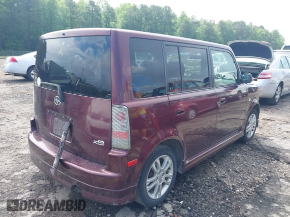 2005 Scion xB z VIN JTLKT324350199137, wystawiony jako IAAI lot #42156892 z przebiegiem 178 592 mil mil oraz . Historia ofert i sprzedaży dostępna na DreamBid. Obrazek 4.