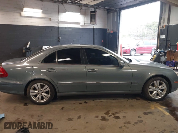 2006 Mercedes-Benz E 320 CDI with VIN WDBUF26J16A933130, listed as a IAAI auction lot 42000301 with 102,525 mi miles and . Bid and sale history available at DreamBid. Image 13.