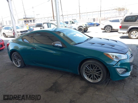 2014 Hyundai Genesis Coupe 2.0T with VIN KMHHT6KD5EU114178, listed as a IAAI auction lot 42392849 with 89,433 mi miles and . Bid and sale history available at DreamBid. Image 13.