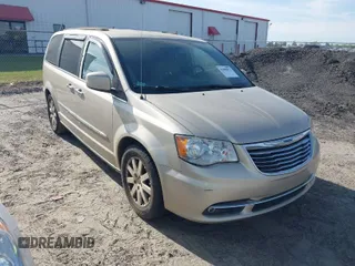 2015 Chrysler Town & Country Touring with VIN 2C4RC1BG7FR583213, listed as a IAAI auction lot 42089075 with 265,629 mi miles. Bid and sale history available at carsss.com. Image 1.
