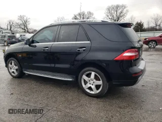 2012 Mercedes-Benz M 550 with VIN 4JGDA7DB4CA049084, listed as a Copart auction lot 42613525 with 88,864 mi miles and Clean title. Bid and sale history available at DreamBid. Image 2.