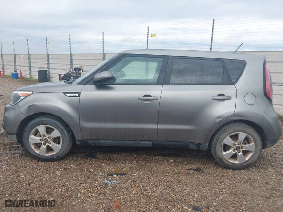 2019 Kia Soul with VIN KNDJN2A23K7671352, listed as a IAAI auction lot 41865214 with 206,660 mi miles. Bid and sale history available at carsss.com. Image 14.