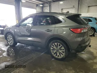 2022 Ford Escape Titanium with VIN 1FMCU9J91NUB38368, listed as a Copart auction lot 57089435 with 39,743 mi miles and Salvage title. Bid and sale history available at DreamBid. Image 2.