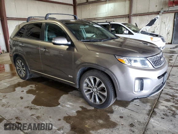 2015 Kia Sorento SX z VIN 5XYKWDA77FG614704, wystawiony jako Copart lot #59217985 z przebiegiem 200 675 mil mil oraz Czysty tytuł • Clean title. Historia ofert i sprzedaży dostępna na DreamBid. Obrazek 4.