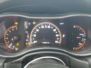 2016 Dodge Durango R/T z VIN 1C4SDJCT0GC454203, wystawiony jako Copart lot #52600155 z przebiegiem 143 634 mil mil oraz Szkoda całkowita • Salvage title. Historia ofert i sprzedaży dostępna na DreamBid. Obrazek 9.