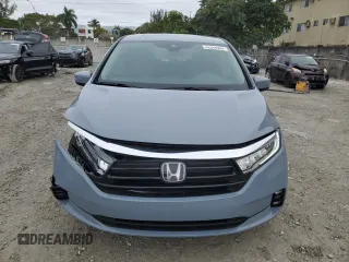 2024 Honda Odyssey Elite with VIN 5FNRL6H96RB004072, listed as a Copart auction lot 42654965 with 4,727 mi miles and Salvage Title. Bid and sale history available at carsss.com. Image 5.