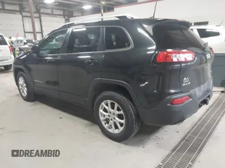 2016 Jeep Cherokee Latitude z VIN 1C4PJMCS7GW213051, wystawiony jako IAAI lot #42084117 z przebiegiem 103 239 mil mil oraz . Historia ofert i sprzedaży dostępna na DreamBid. Obrazek 3.