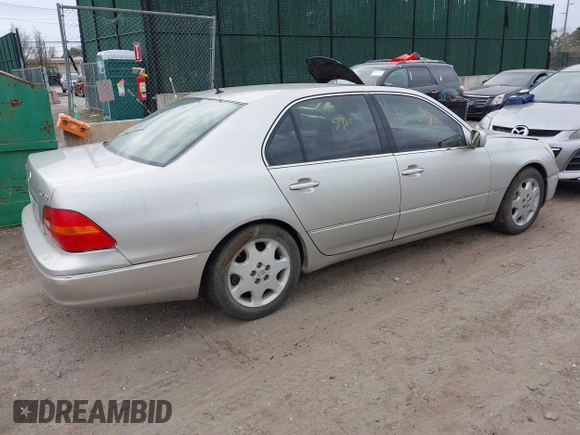 2003 Lexus LS 430 with VIN JTHBN30F630112725, listed as a IAAI auction lot 42023179 with Not Provided miles and . Bid and sale history available at DreamBid. Image 4.