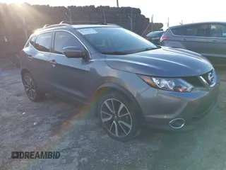 2017 Nissan Rogue Sport SL with VIN JN1BJ1CRXHW114590, listed as a IAAI auction lot 41548927 with 94,115 mi miles. Bid and sale history available at carsss.com. Image 1.