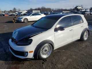 2011 Volkswagen GTI PZEV z VIN WVWHD7AJ6BW121378, wystawiony jako Copart lot #85526074 z przebiegiem 155 412 mil mil oraz Szkoda całkowita • Salvage title. Historia ofert i sprzedaży dostępna na DreamBid. Obrazek 1.