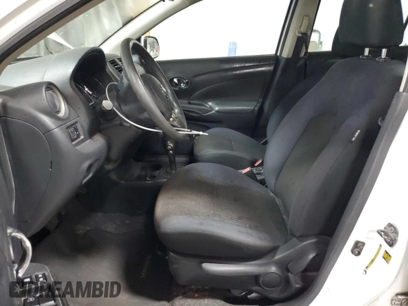 2012 Nissan Versa SV z VIN 3N1CN7AP1CL818012, wystawiony jako Copart lot #52804225 z przebiegiem 194 070 mil mil oraz Szkoda całkowita • Salvage title. Historia ofert i sprzedaży dostępna na DreamBid. Obrazek 7.