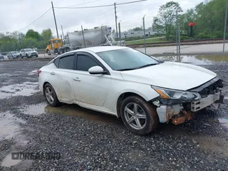 2020 Nissan Altima S z VIN 1N4BL4BV2LC230065, wystawiony jako IAAI lot #42129916 z przebiegiem 69 138 mil mil oraz . Historia ofert i sprzedaży dostępna na DreamBid. Obrazek 1.