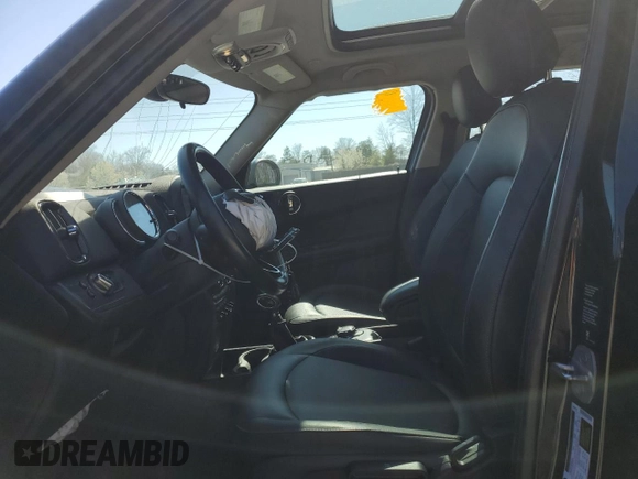 2018 MINI Countryman Cooper with VIN WMZYV5C38J3E04349, listed as a Copart auction lot 50648795 with 80,815 mi miles and Salvage title. Bid and sale history available at DreamBid. Image 7.
