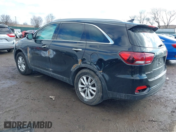 2019 Kia Sorento L with VIN 5XYPG4A3XKG592630, listed as a IAAI auction lot 41530985 with 84,991 mi miles. Bid and sale history available at carsss.com. Image 3.