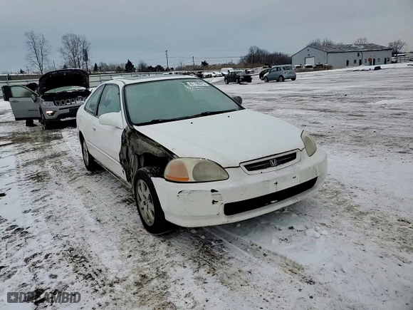 1998 Honda Civic EX with VIN 1HGEJ8240WL117698, listed as a Copart auction lot 43594935 with 295,815 mi miles and Salvage Title. Bid and sale history available at carsss.com. Image 10.