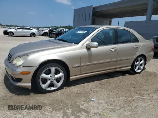 2005 Mercedes-Benz C 320 with VIN WDBRF64J15F594452, listed as a Copart auction lot 58130465 with 118,559 mi miles and Clean title. Bid and sale history available at DreamBid. Image 1.